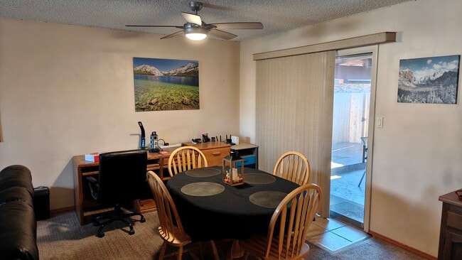 Building Photo - 1521 E Robinson St