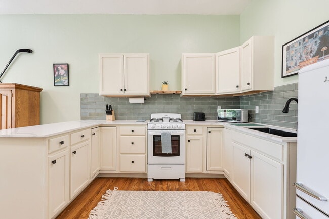 Building Photo - 2201 NW 12th St