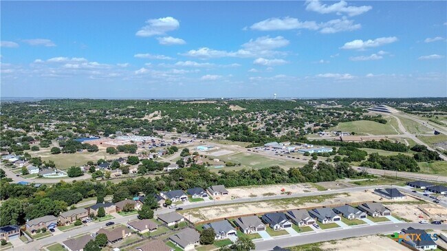 Building Photo - 1520 Walker Pl Blvd