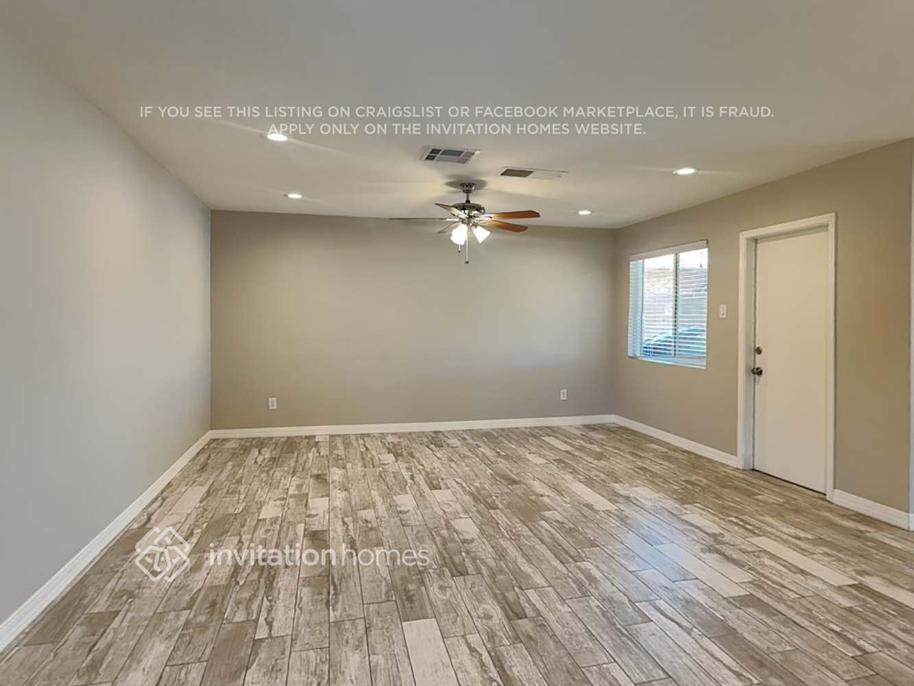 Building Photo - 7327 E Palm Ln