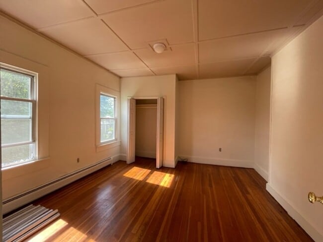 Building Photo - 21-23-23 Lyman St