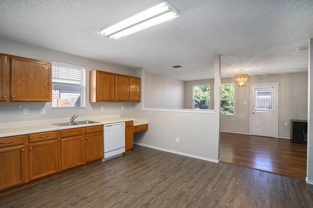 Building Photo - 4024 German Pointer Way