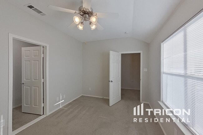 Building Photo - 1470 Waldrop Dr