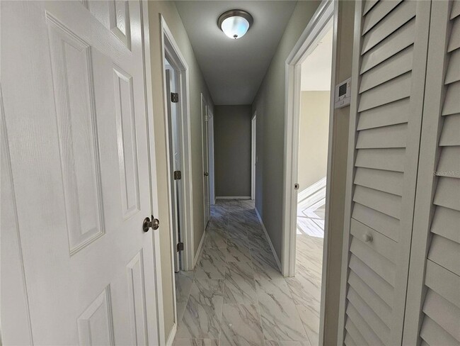 Building Photo - 1621 17th St E