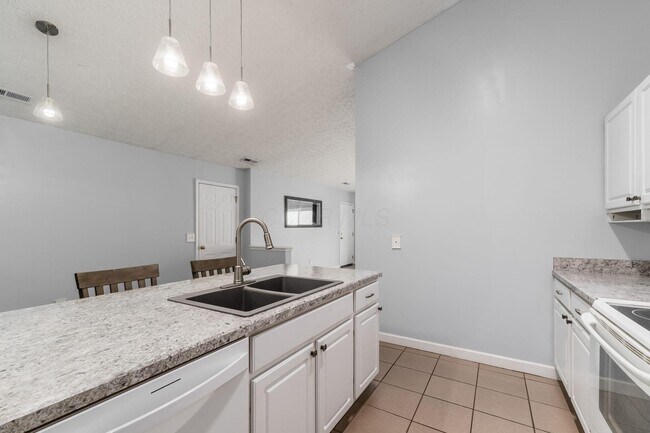 Building Photo - 5179 Mantua Dr