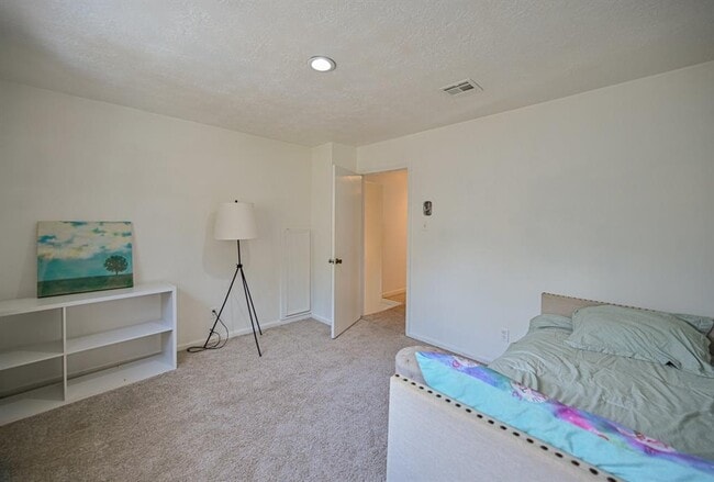 Building Photo - 11827 Normont Dr