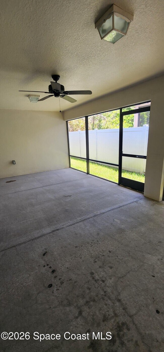 Building Photo - 1247 Donegal Dr