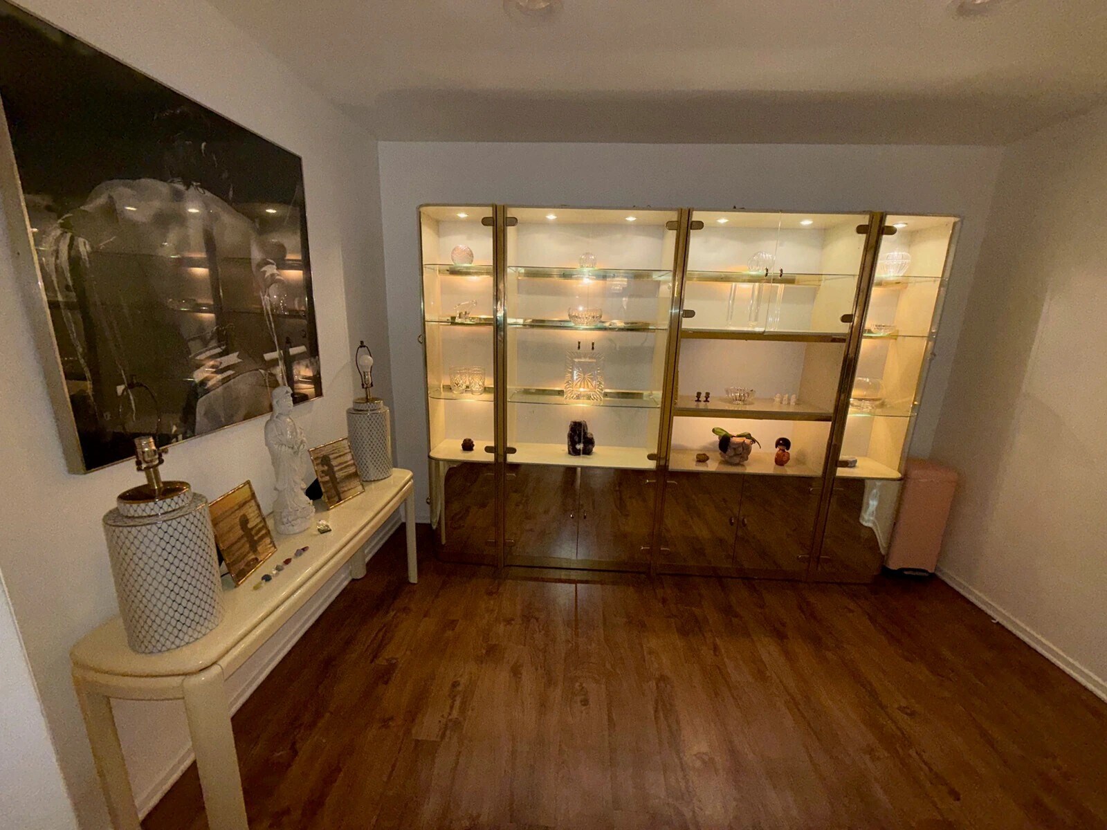 Building Photo - 1541 Hayworth Ave