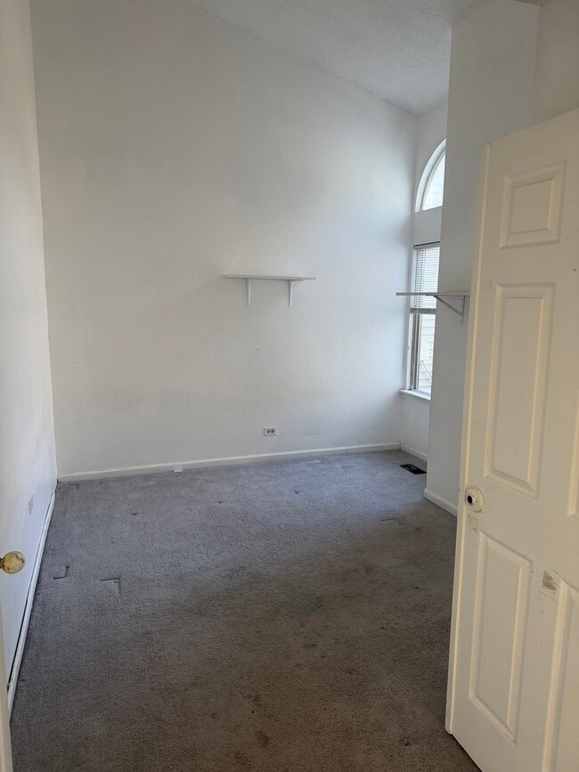 Building Photo - 1009 Pheasant Run Ln