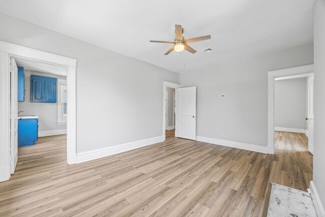 Building Photo - 3415 Enslow Ave
