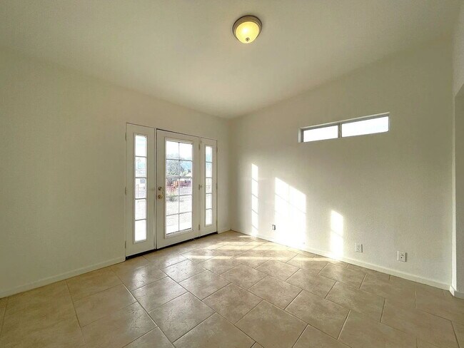 Building Photo - "Charming 3-Bed Oasis in Desert Hot Spring...