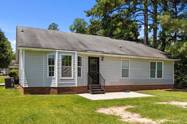 Building Photo - 3 bedroom 2 bathroom in Buies Creek!