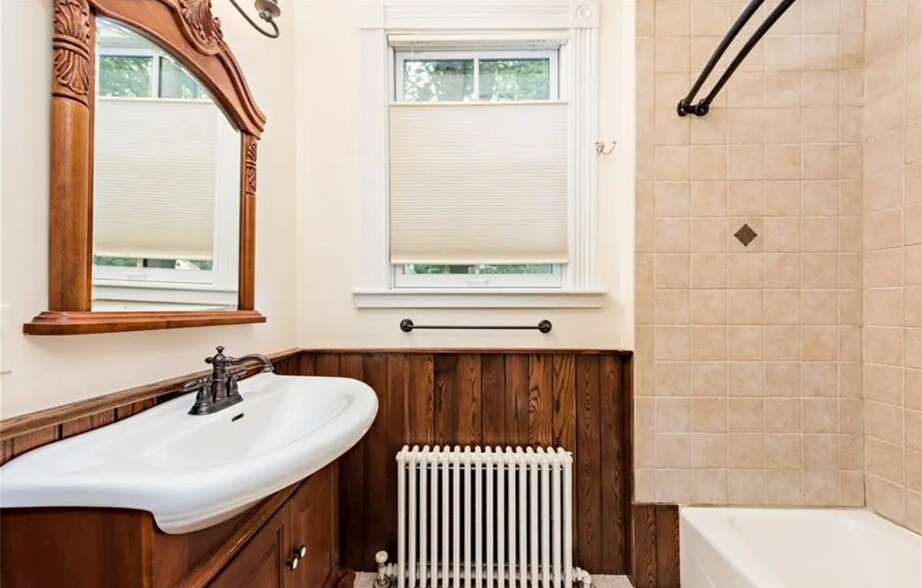 Building Photo - 17 Lincoln St