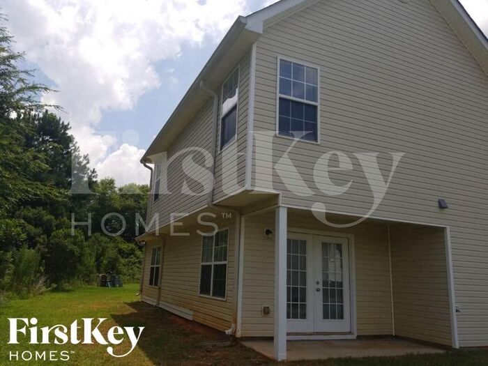 Building Photo - 1305 St Isabella Ct