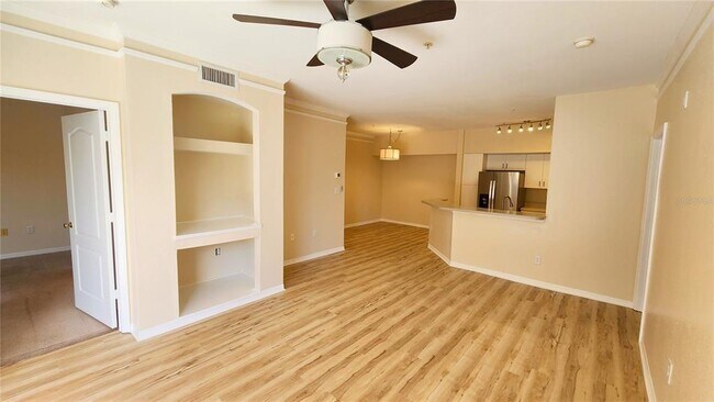 Building Photo - 4106 Central Sarasota Pkwy