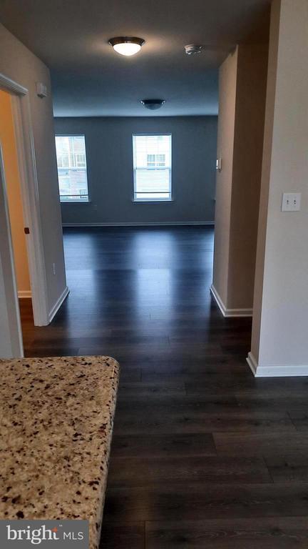 Building Photo - 945 Admiral's Quay Dr