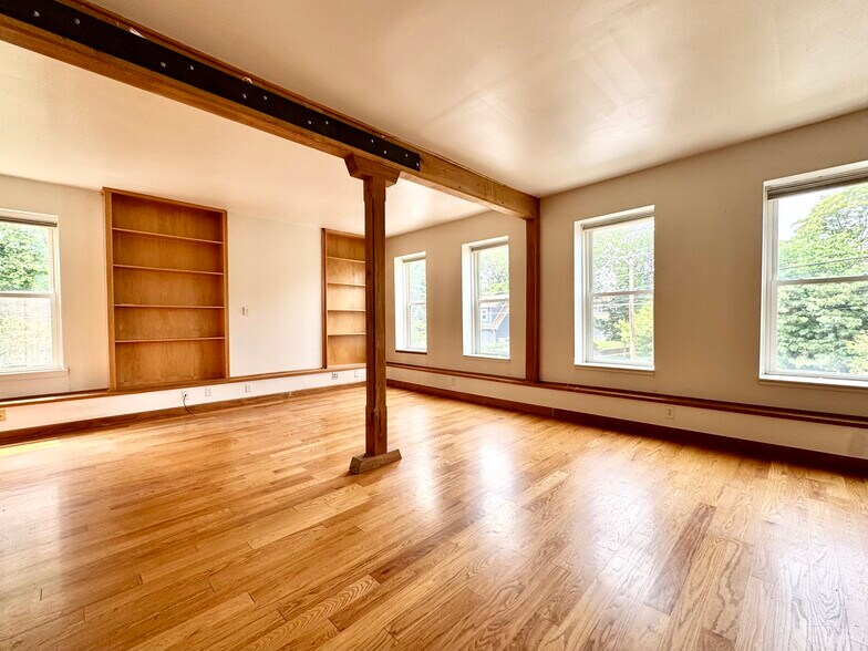 Building Photo - 3544 Oxford Blvd