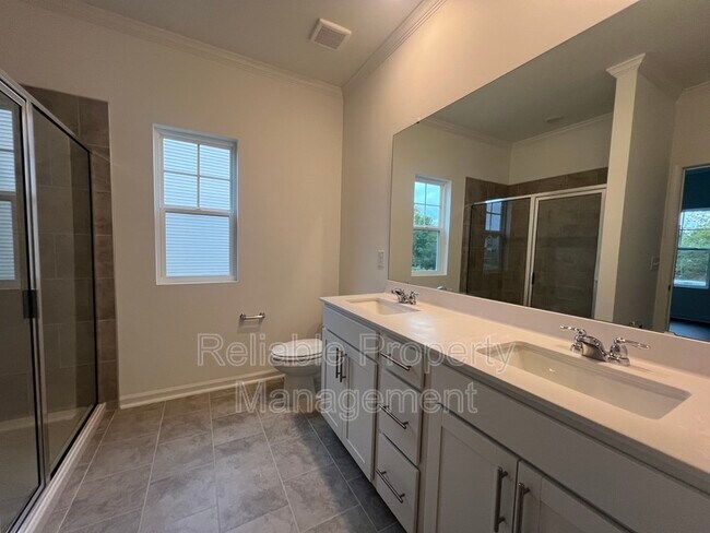 Building Photo - 651 Roy Adams Rd