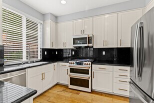 Building Photo - 3927 Hidden Grove Ln