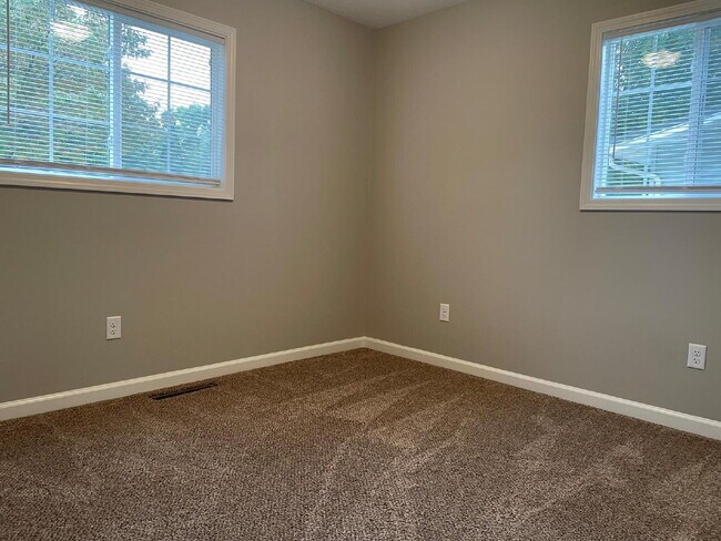 Building Photo - Welcome Home — Modern Ranch in the Chatham School District