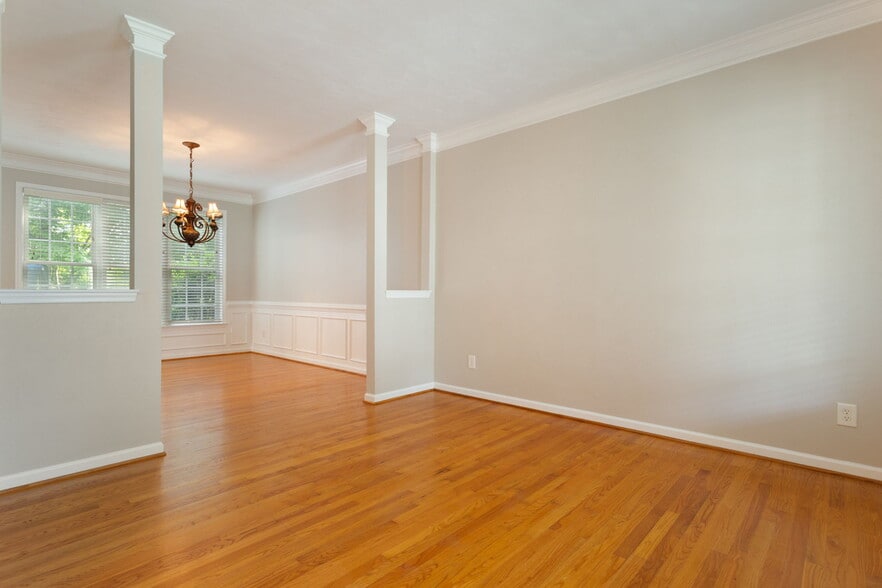Building Photo - 22301 Tradewinds Dr