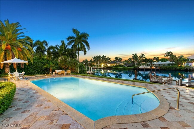 Building Photo - 1060 Galleon Dr