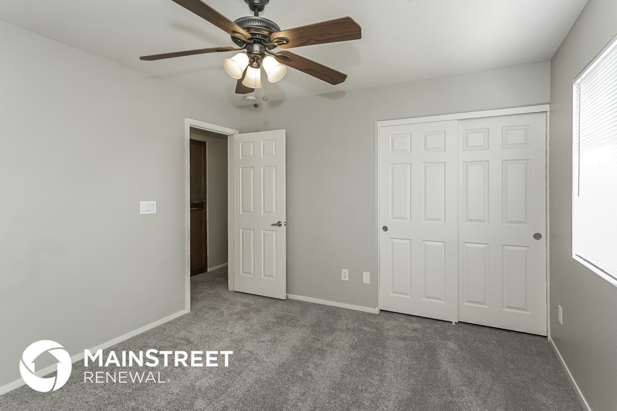 Building Photo - 1154 Shades End Ave