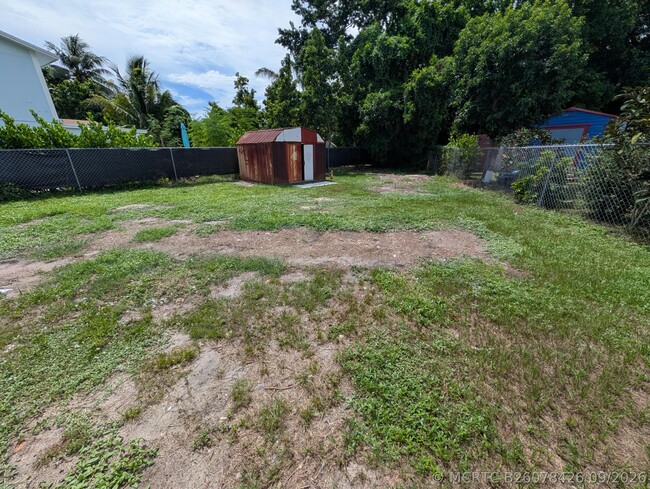 Building Photo - 8599 Crater Terrace