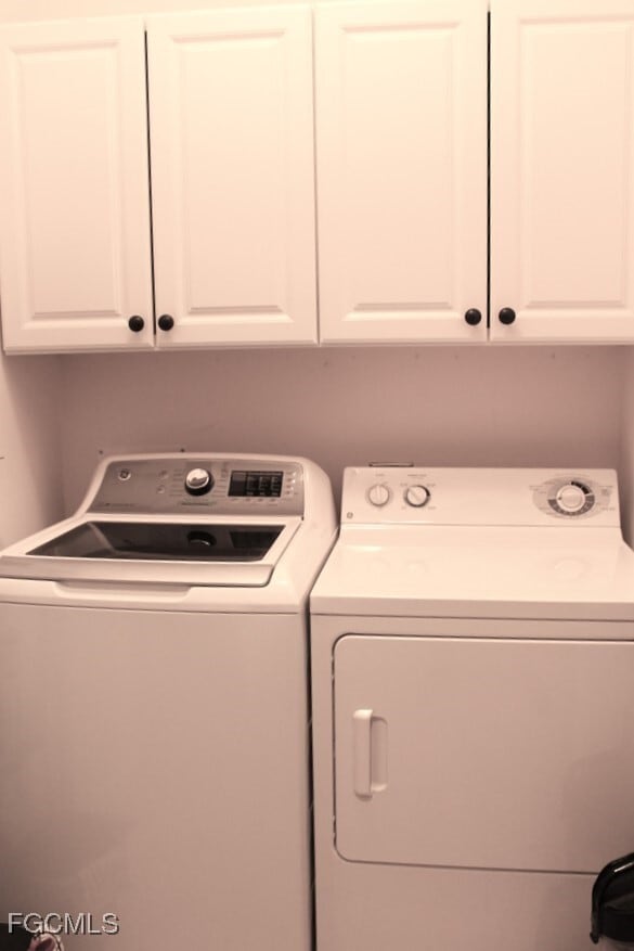 Building Photo - 16685 Lake Cir Dr