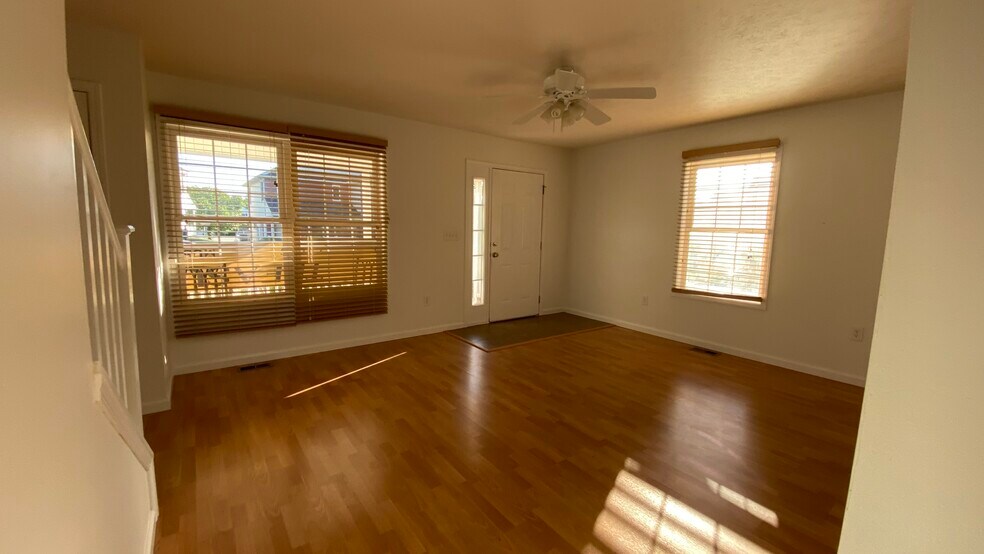 Building Photo - 1292 S Cobble Creek Cir
