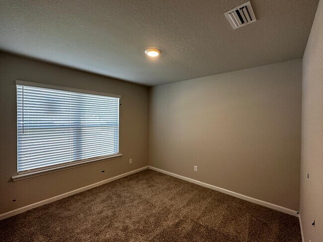 Building Photo - 2551 Arbordale Lp