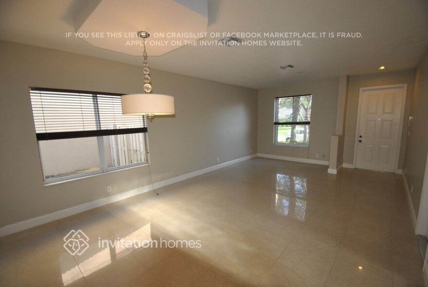 Building Photo - 4238 Lake Tahoe Cir