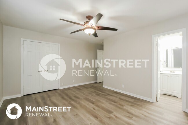 Building Photo - 2904 Huntleigh Dr