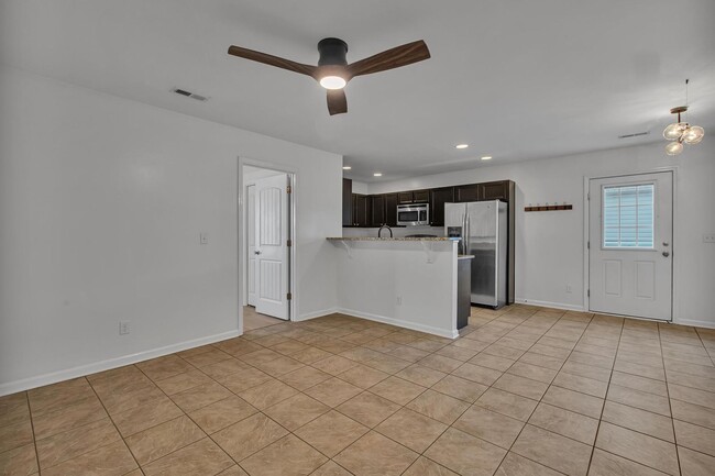 Building Photo - Surf City Home for Rent!