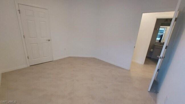 Building Photo - 4225 Bloomfield St