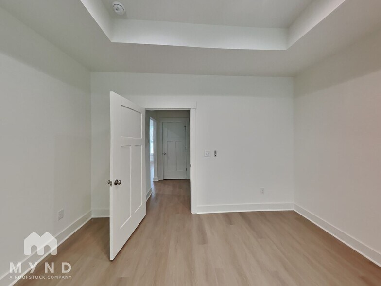 Building Photo - 501 Everette St