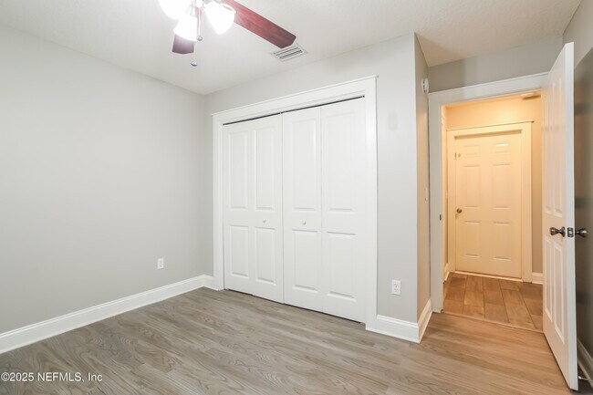 Building Photo - 664 Corduroy Ct