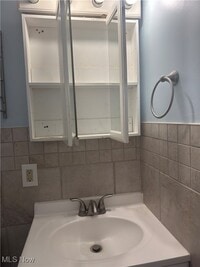 Building Photo - 3917 S Schenley Ave