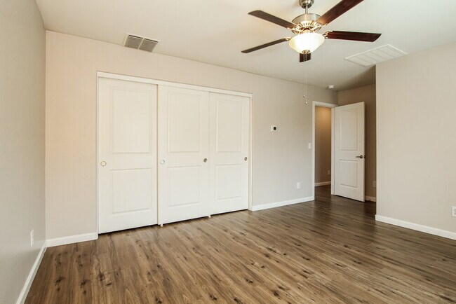 Building Photo - 8225 W Illini St