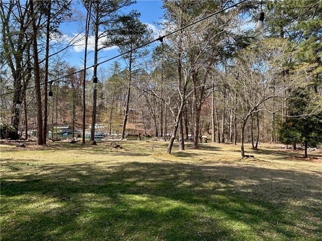 Building Photo - 4060 Merritt Dr