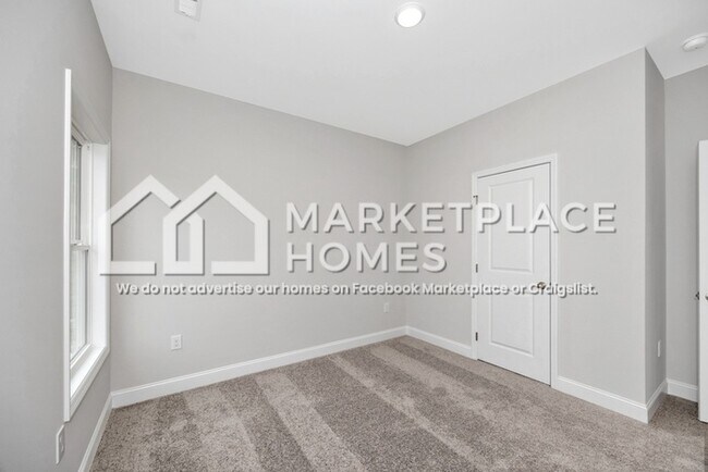 Building Photo - 113 Saylor Rose Dr