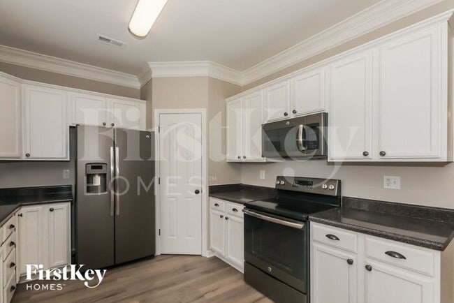 Building Photo - 3010 Chimney Wood Trail