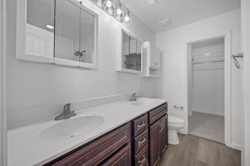 Building Photo - 209 Trophy Ridge Dr