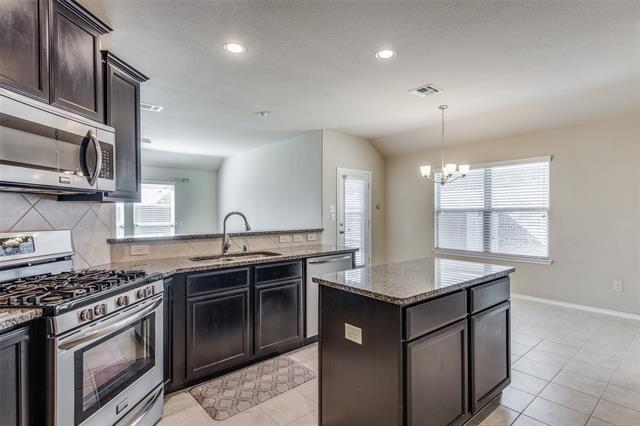 Building Photo - 1120 Lake Meadow Ln