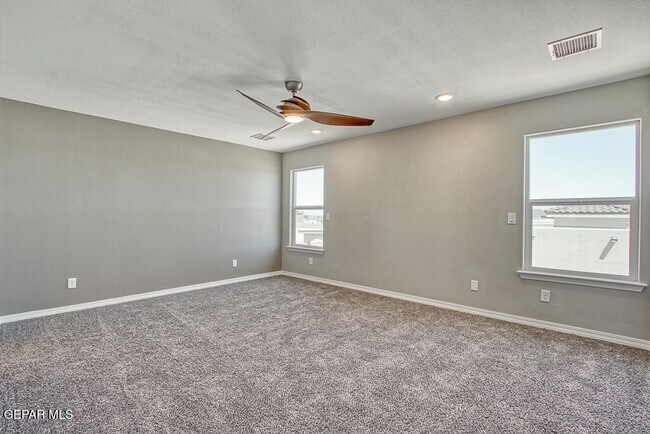 Building Photo - 14945 Tierra Haven Ave
