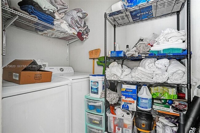 Building Photo - 16000 N Miami Ave