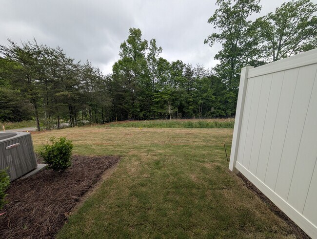 Building Photo - 1802 Pheasant Trce Cir