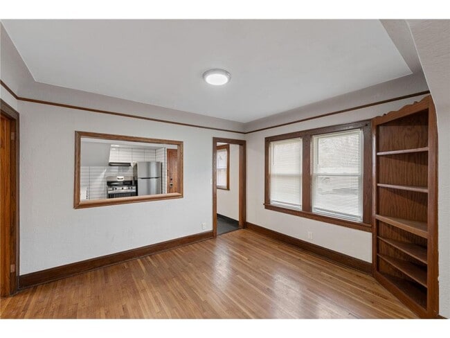 Building Photo - 4253 N James Ave