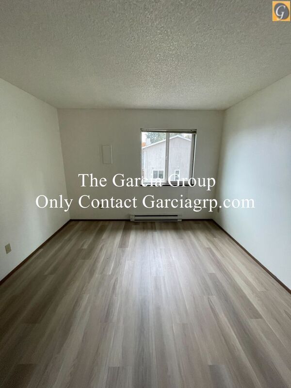 Building Photo - 3712 S Kelly Ave