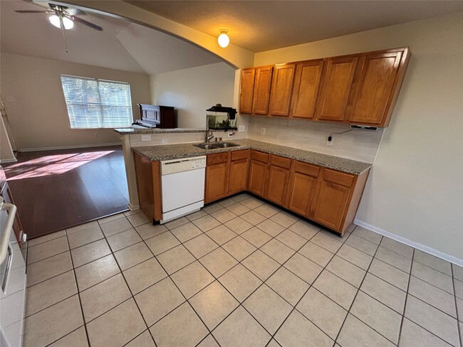 Building Photo - 6302 Ballina Meadows Ct